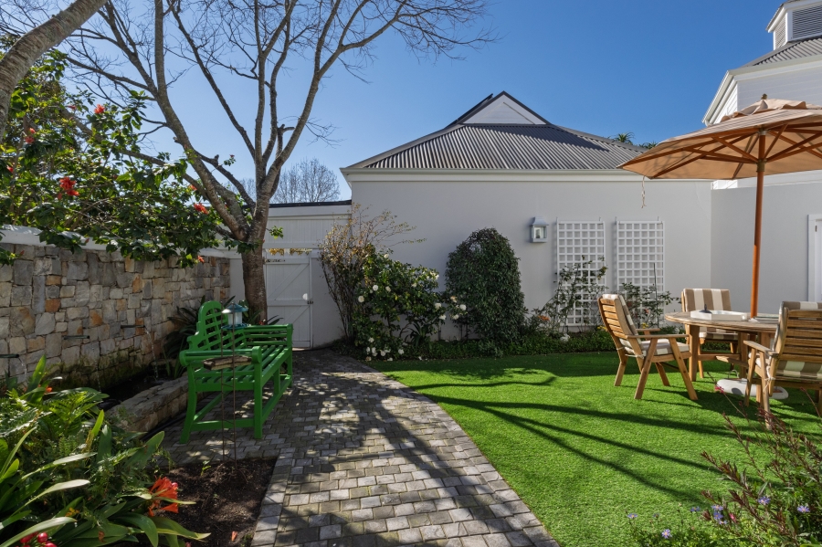 4 Bedroom Property for Sale in Thesen Islands Western Cape